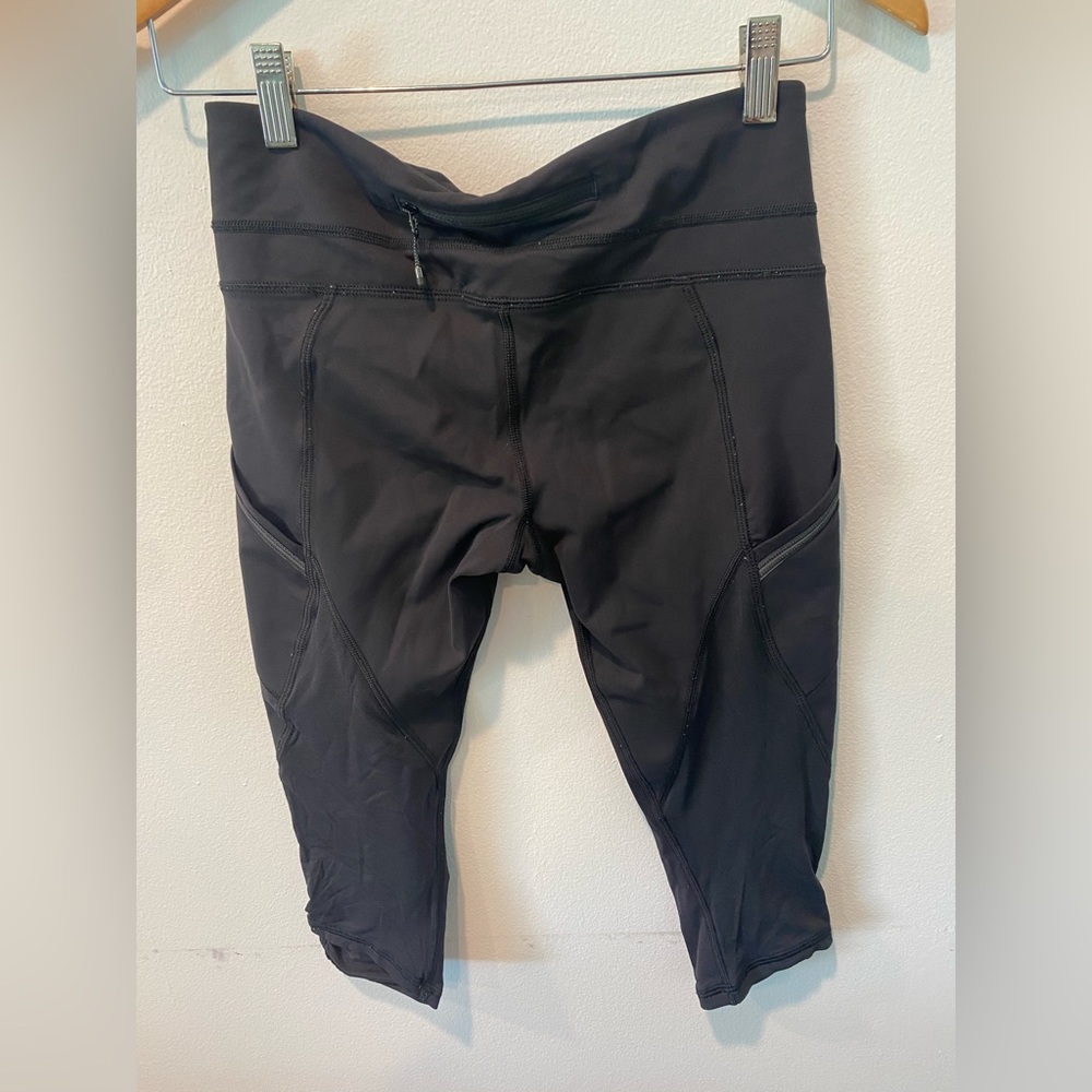 Lululemon Black RUN A Marathon Crop Size 6 - Picture 4 of 4